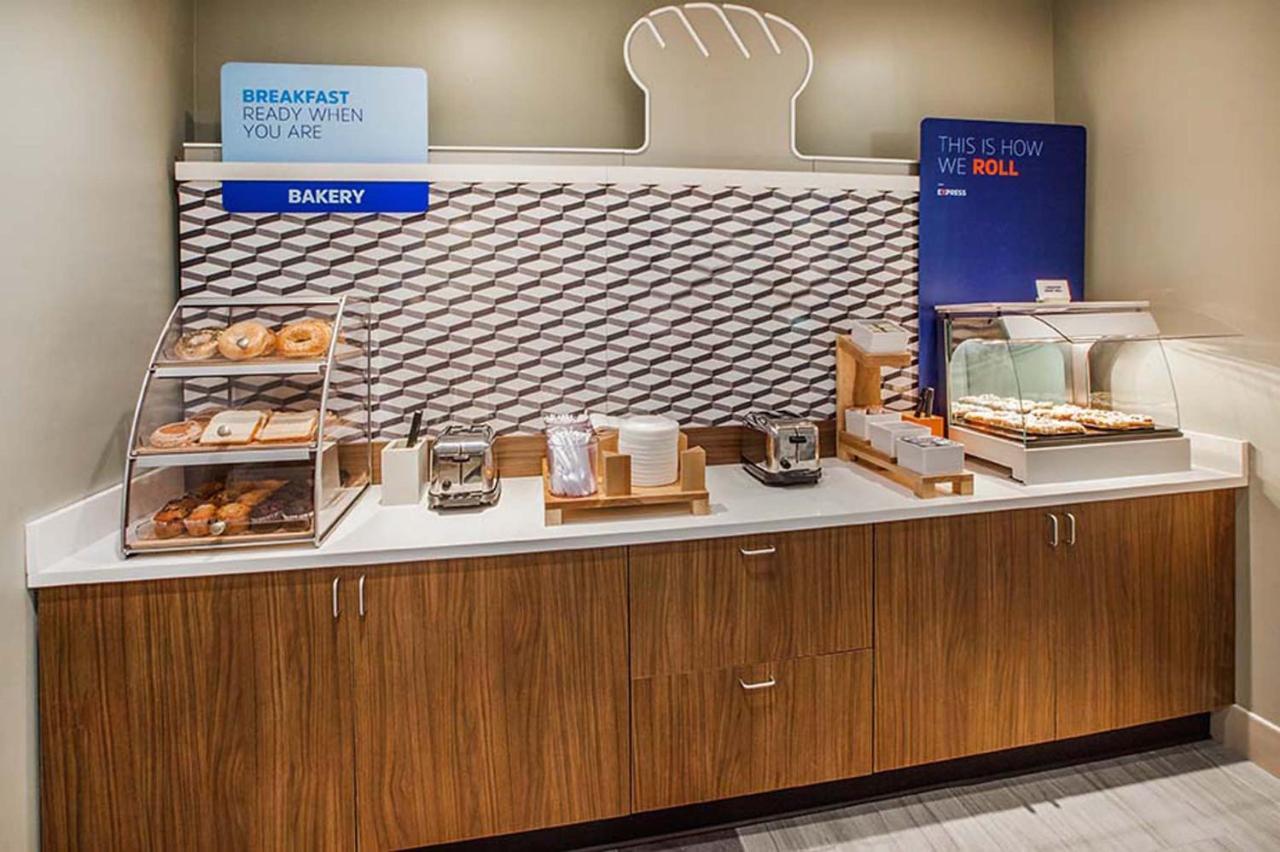 Holiday Inn Express Independence - Kansas City By Ihg Exteriör bild
