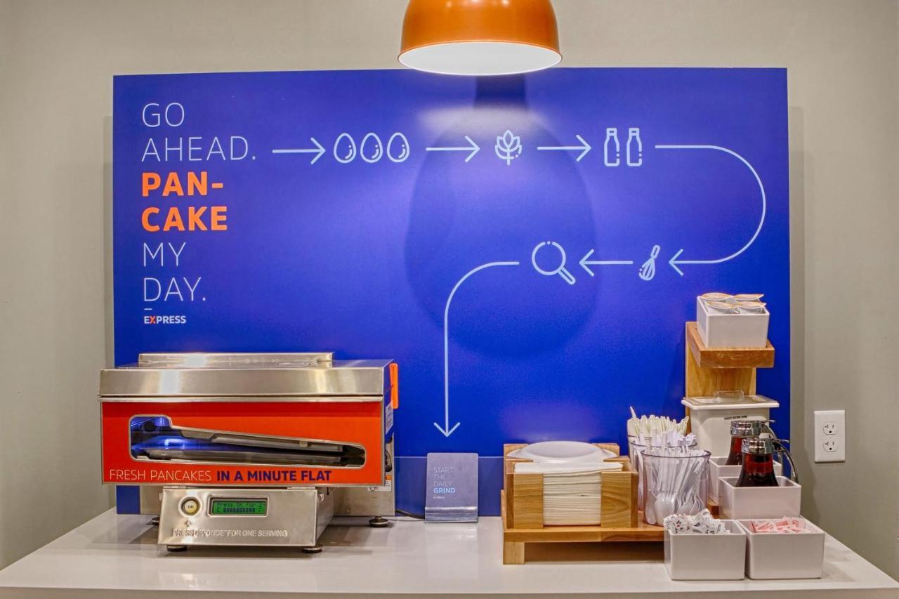 Holiday Inn Express Independence - Kansas City By Ihg Exteriör bild